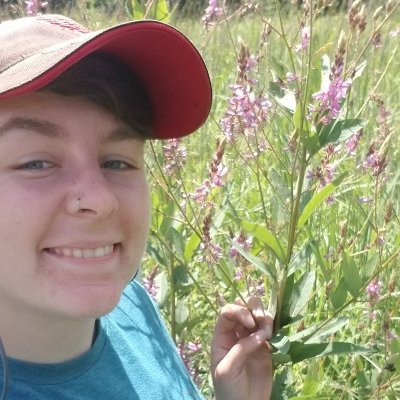 PhD candidate at Michigan State working in the Brudvig lab | | Restoration Seed Sourcing | | M.S University of Minnesota Duluth | | 🏳️‍⚧️They/Them🏳️‍⚧️