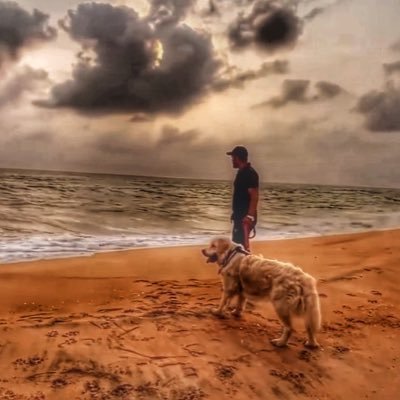 Think Big, Think Fast, Think Ahead, Ideas r no one's Monopoly. Hardcore #vegan and #animallover …Engineer by profession & Left brain Investor!!