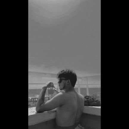 Esteban_Suaz's profile picture. 🖤