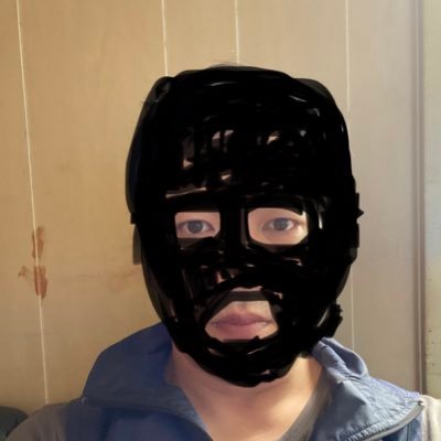 tomoki812's profile picture. 副業で配達員しています。 Nmax YZF-R7📸α7Ⅳ cb650r #局所性ジストニア