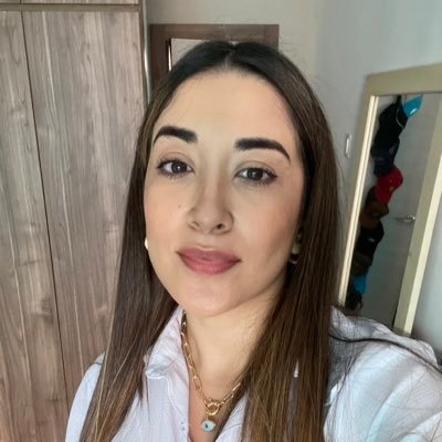 elvia1990's profile picture. Maximiliano Andres mi vida!!                                              Odontologa