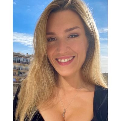 yaiza_cv's profile picture. ¿Y si un trozo de madera descubre que es un violín?