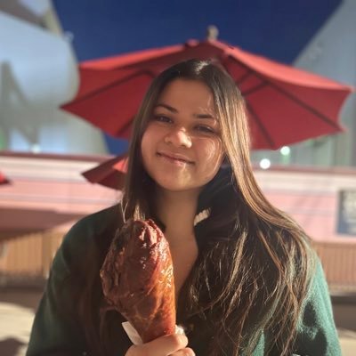 butimvanessa's profile picture. Daisy spell checked me so I deleted my bio $butimvanessa