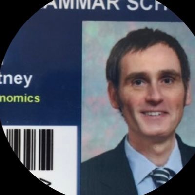 Notes & links by experienced Economics and Politics teacher, examiner and tutor2u contributor see https://t.co/pFp5XqdYrV Semi-retired runner. AVMO