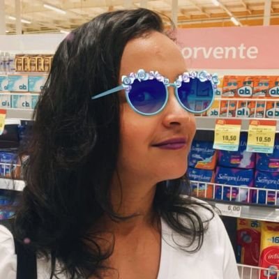 Regilladias's profile picture. Mãe, enfermeira e flamenguista!