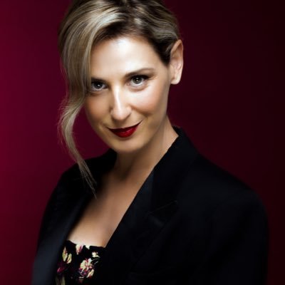 CarmelaGiusto's profile picture. Artiste - Docteur ès Lettres. « Les Parodies de Carmela », « Les P’tits Mots Logiques », « Molière, l’Opéra et… les Femmes! » / Le Grand cactus 🌵