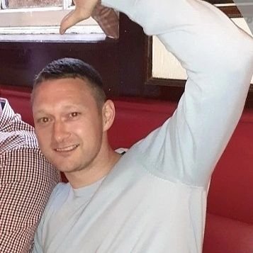 Love @edcapitals Ice Hockey. Ex Pro Footballer-Aston Villa FC,Arbroath FC,Stenhousemuir FC,Berwick Rangers FC. Cant stand fickle/tinted fans. My views only!