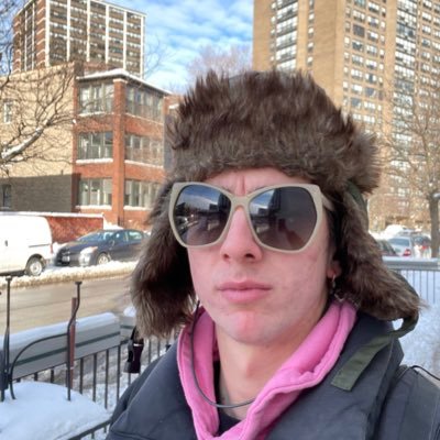 Tanskiiiiii's profile picture. I eat pears and shit like that now