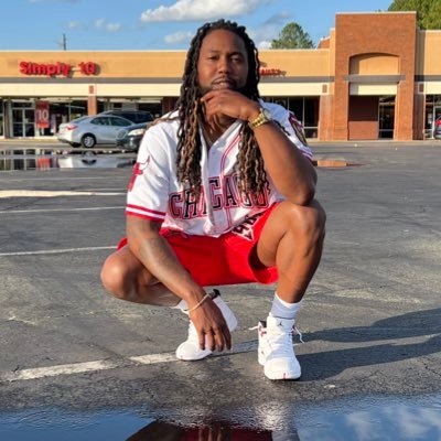 FattChris3's profile picture. I really just be kickin shit😎💨. oh and I cook 👨🏾‍🍳