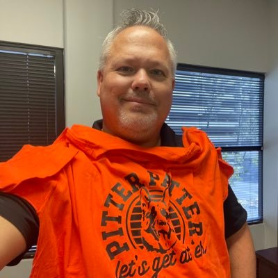 cbpeanuts's profile picture. Married w/ 2 kids, living in Long Beach. Living life's great adventure.