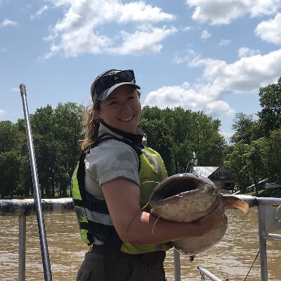 MS student @ the University of Toledo studying juvenile lake sturgeon reintroduction in the Maumee River | Views my own | (she/her)