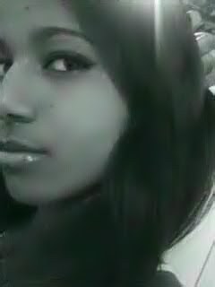 Rosana_sz_'s profile picture. sou o que sou! não o que querem!
morena, linda, estrovertida, humilde e facil de se apaixonar! rsrsrs!