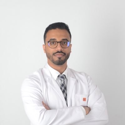 طبيب جلدية، حاصل على الزمالة السعودية في تخصص طب وجراحة الجلد والليزر، للفائدة تابعوا المفضلة board certified dermatologist || Snap: Dr_alnami