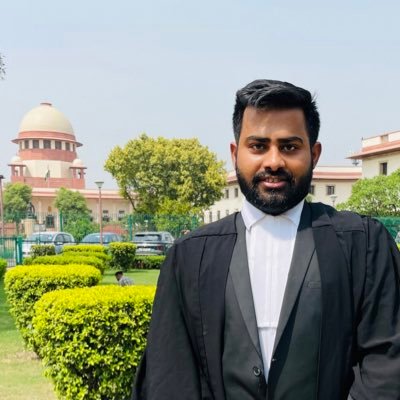 Hindu | Supreme Court Lawyer | Travels Pan 🇮🇳 | Political Commentator | Fought for Palghar Sadhus | Passionate reader and debater | जय हिंद-जय मिथिला ।