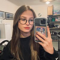 emma studies (@em_acorn) 's Twitter Profile