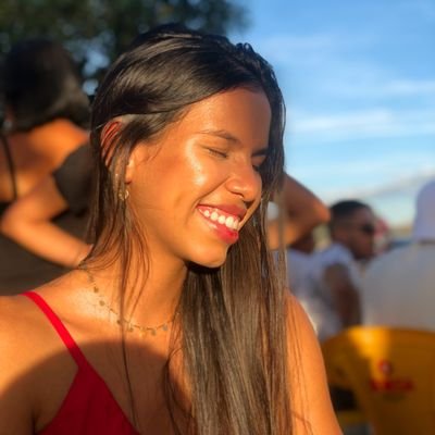 “o Corinthians não é só um time e uma torcida. é um estado de espírito.”