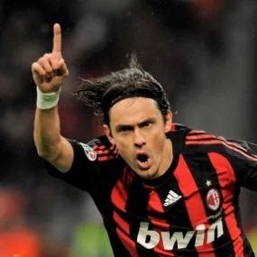 OJISANS11's profile picture. ウイイレ歴20年以上でもプレースキルはC判定⁉︎#イーフト アプデ難民で #FIFAモバイル に浮気。現在、二刀流で自己満ミラン縛りスカで遊んでるインザーギ世代のオジサンです。