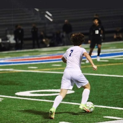 || Senior 24’ 🎓 || Dynamo Youth Pre Academy Captain x6 🍊 || JV Offensive MVP 2021 || Frontier Confrence, DA, National League || Midfielder || 🇺🇸⚽️