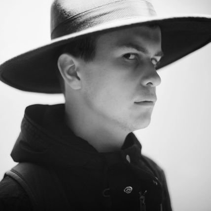 MokryySit's profile picture. Portrait and nude photographer | film&digital |