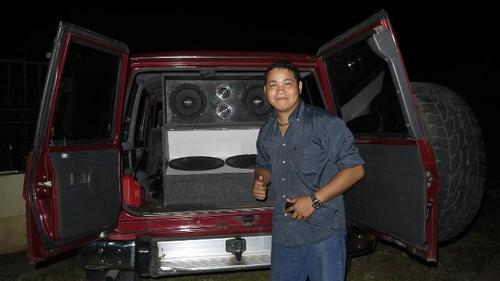 xchang17's profile picture. 