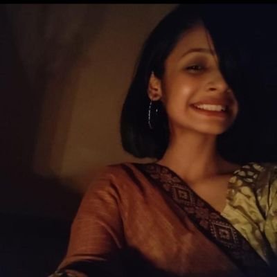 student 
poet & writer
#Anuvian❤
