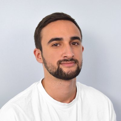 Ex-iOS dev. Now Product Manager. Playing daily with tech and UX.