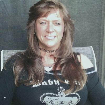 CrystalClearVi7's profile picture. 