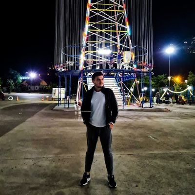 Omerraksoy67's profile picture. 24