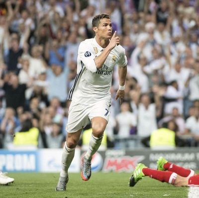 Arikto5's profile picture. Cristiano ronaldo🐐 kylian mbappe Rafael Nadal Eminem