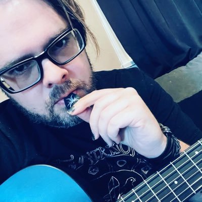 Musician. Songwriter. Gamer. Pinned post will tell you all you need to know. I'm burning Star IV.