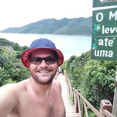 Dinâmico, parceiro, aventureiro e família acima de tudo e Deus acima de TODOS 😎🙇🤝🙌🍀🇧🇷