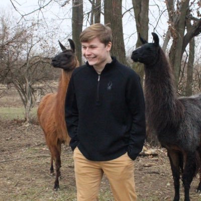 Stevokonievo1's profile picture. CHS 16' 🔀 Wilkes University 20’      ⛷⚽️🏓♏️