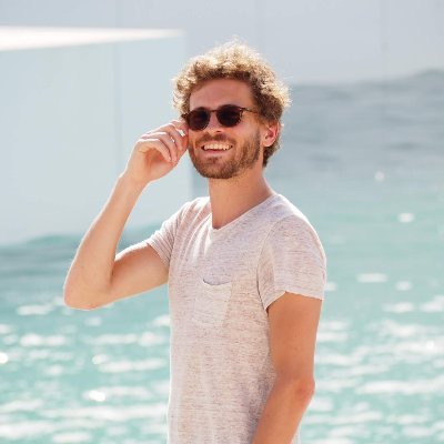 Sidney_Delourme's profile picture. Co-Founder @Cultivate_fr et https://t.co/FVRqMhyT1U |  7000 m2 de ferme urbaine productive, vivante et engagée sur les toits de Paris