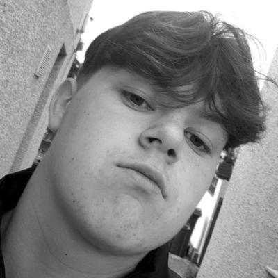 Yes

From Yorkshire....

He/Him