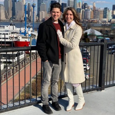 daniellerutsky's profile picture. 