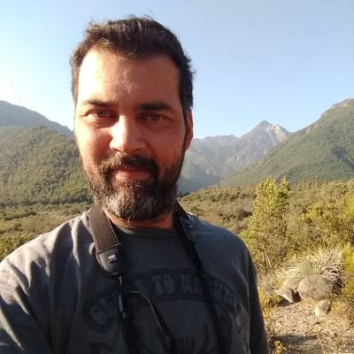 Vet - Avian physiologist - Environmental/behavioral ornithologist - Sudamericano criado y nacido. Profesor de la Universidad de Chile