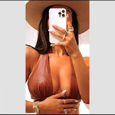 fav_foreginn's profile picture. 