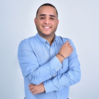 Dominicano. Estudiante de Derecho. Emprendedor y Político.