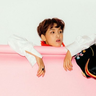 where are the treats? // seokjin lover // summer baby // 잼성 // she/her // 30s // minors dni please!!