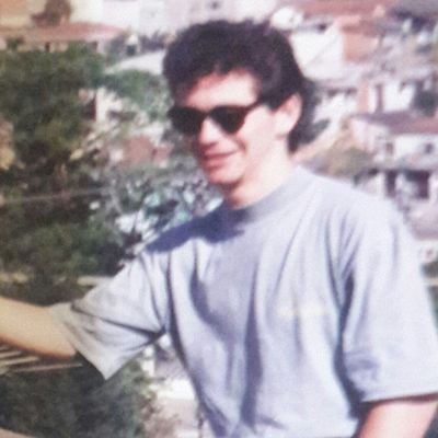 Bancário, Socialista e Corinthiano!
Paulo Freire como ídolo e Humanismo como Prática!
Ousar Lutar, Ousar Vencer!
Instagram: @paulosobrinhobancario