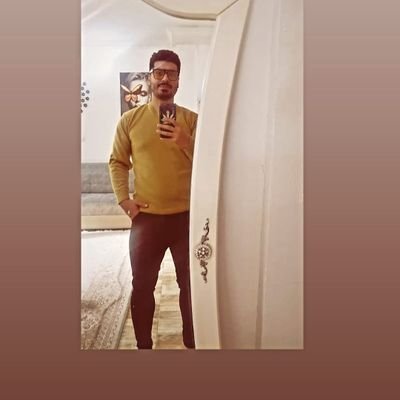 KaveRadan's profile picture. https://t.co/PgdoBHRp7c 
Technicalist📊
Trader 📉📈