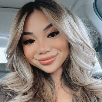 lyndslovesfood's profile picture. 