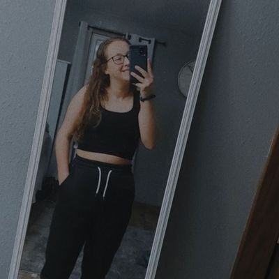 EmilyBontrager5's profile picture. 