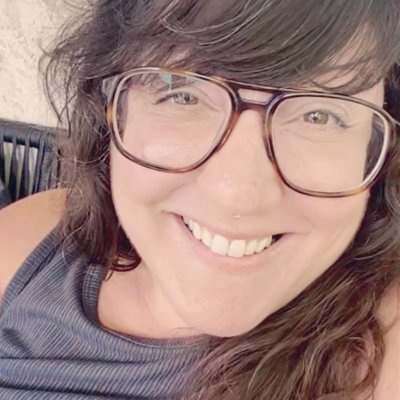 Inspiring people to change the world. Editor, @OReillyMedia. Formerly @DCComics & @ElsevierConnect. Born in Italy, Mom of 2 bodacious boys, & pop culture geek!