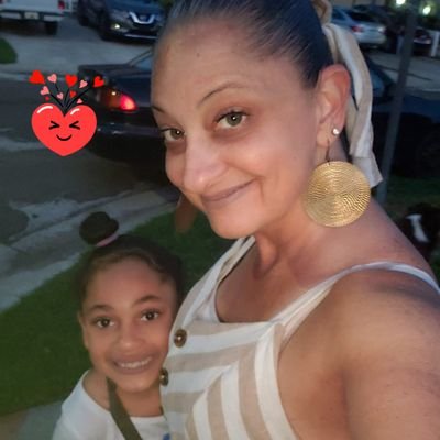 xdiscoxdesx's profile picture. Mompreneur of an amazingly brilliant princess! 💚 Serving & obeying the Great I Am That I Am is #1 priority! Helping others is my joy 💚