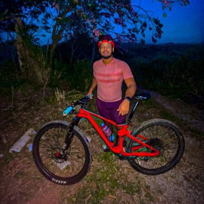 MTB /Ruta🚴🏾 Ingeniero Electromecánico 👨🏾‍🔧. God Soldier ❤️... No Cometas el Error Que Tu Mente Quisiera👀