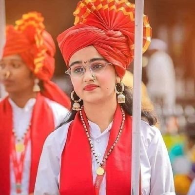 हिन्दू हो तो #कट्टरहिन्दू ! #3ह #3भ ! फॉलो करें @its_vandana1 भारतीय नारीशक्ति ! #DM से दूर रहें ! #जयश्री_राम !