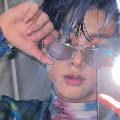 jim。’95 ☆ rm。‘94 ๑༄ i stan self made artists ≫ 「circa 2015 og」| enhy˚ itzy ͙ twice˚ ↺ | 🇵🇭 愛
