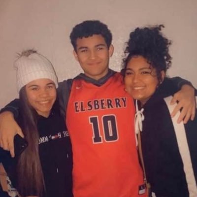 AudriIrving's profile picture. 