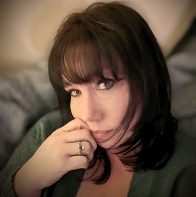 Booking Agent for Artists & Creators
Sales Rep to Retailers for Ethereal Comics